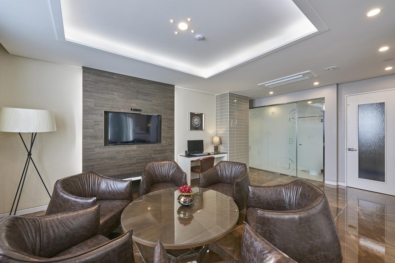 Gwangju Aura Hotel Gwangju Metropolitan City Dış mekan fotoğraf